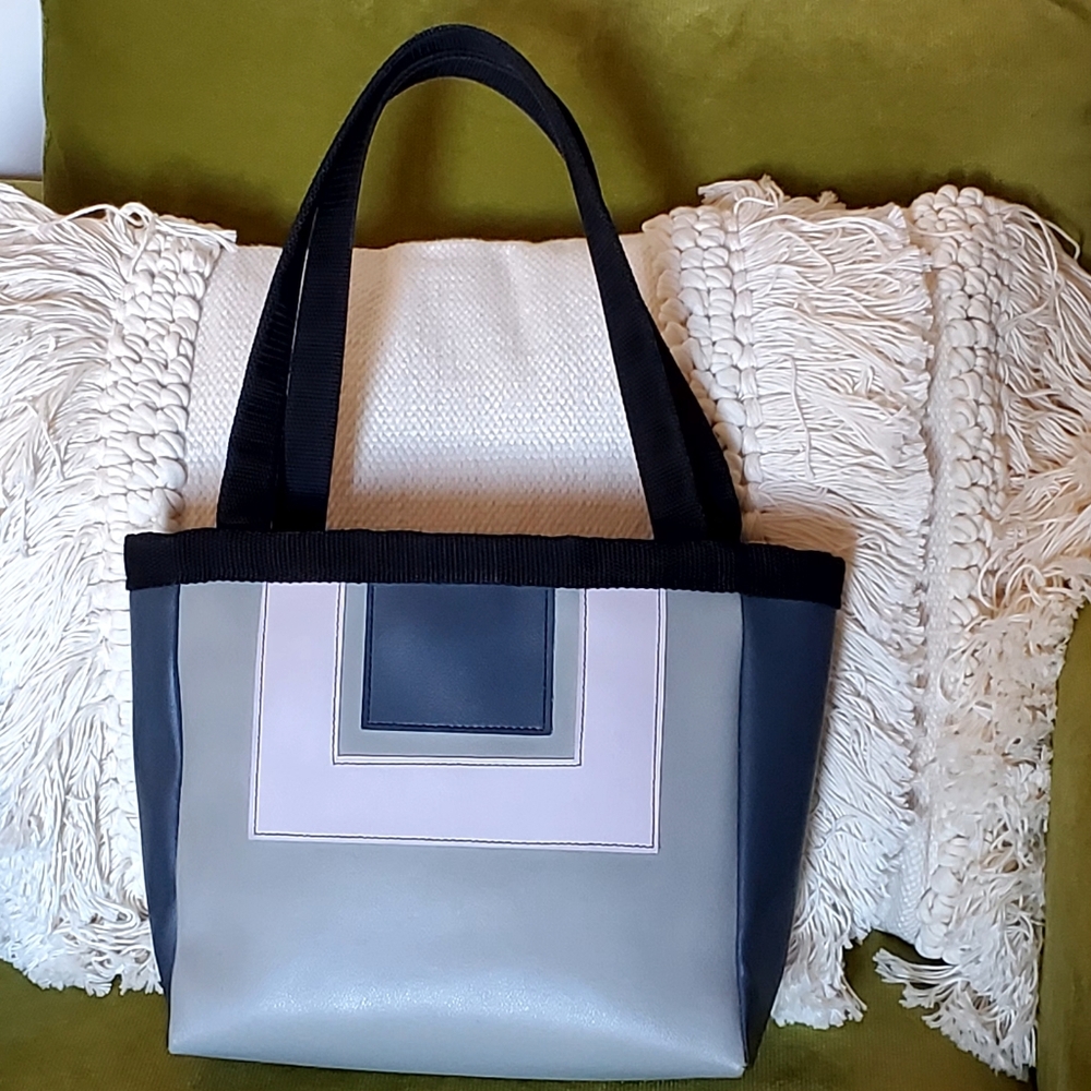 Holly Aiken Vegan Leather Tote Shoulder Bag, Blue/Gray/Lilac/Black, EUC - Picture 5 of 15